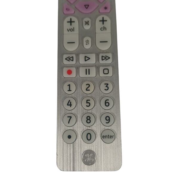 GE 37038 UltraPro Universal Remote Control Backlit TESTED TURNS ON - Picture 4 of 5